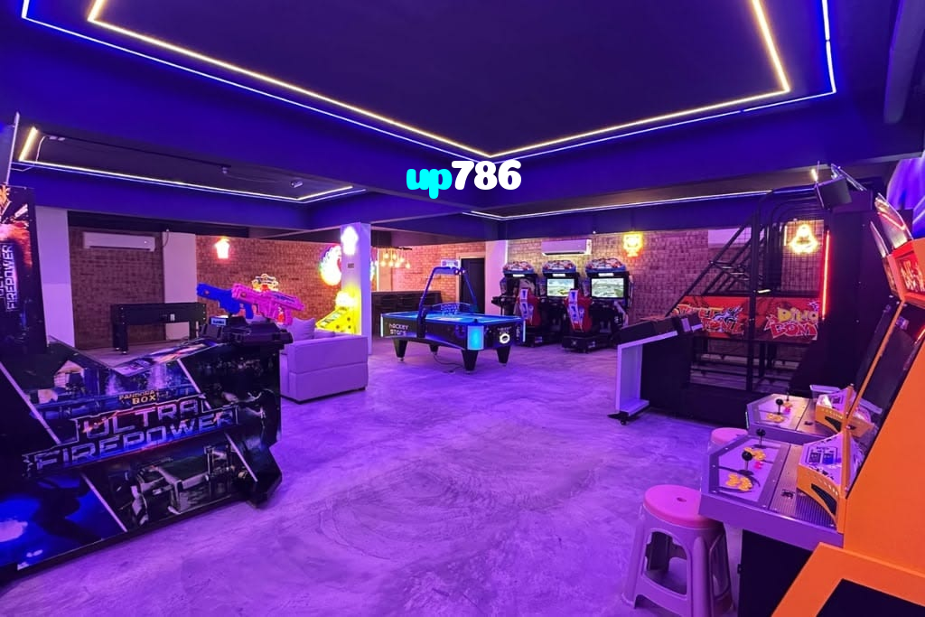 up786 casino presented on mobile device in Pakistan with slots and live games